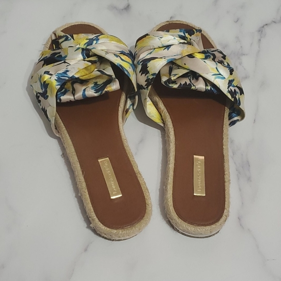 Louise Et Cie slip ons worn 3 times - Picture 2 of 7